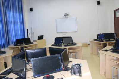 漯河技師學(xué)院計(jì)算機(jī)軟件技術(shù)服務(wù)專業(yè) 培養(yǎng)高素質(zhì)技術(shù)技能人才